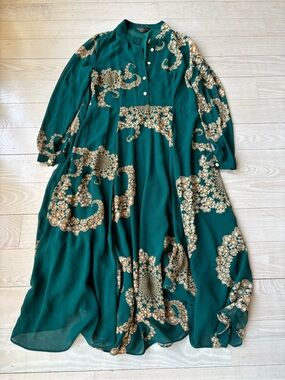 Gyalwana Green/Yellow/Gold Long Sleeve Dress Size 13
